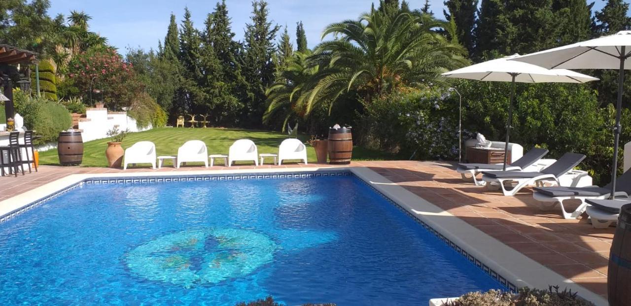 Cortijo Andaluz Acomodação com café da manhã Alhaurín el Grande Exterior foto