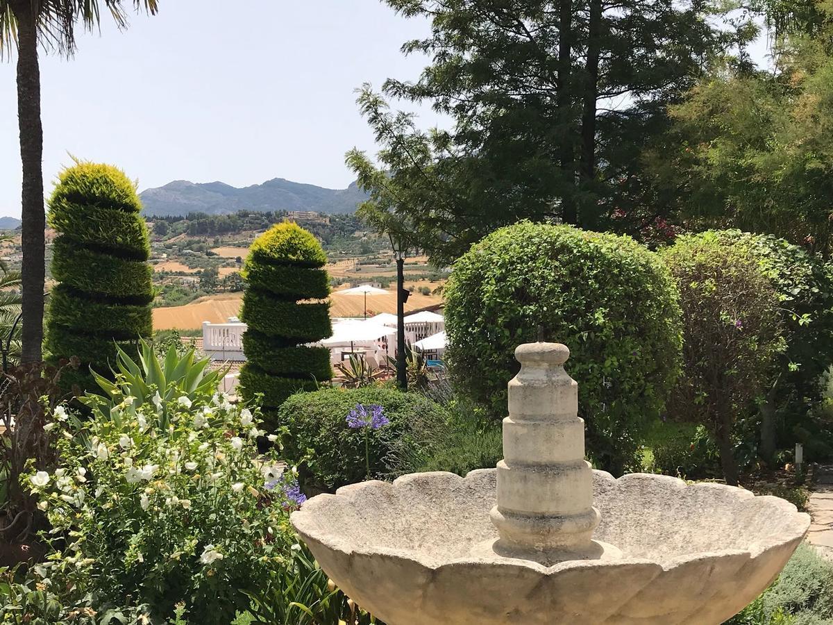 Cortijo Andaluz Acomodação com café da manhã Alhaurín el Grande Exterior foto